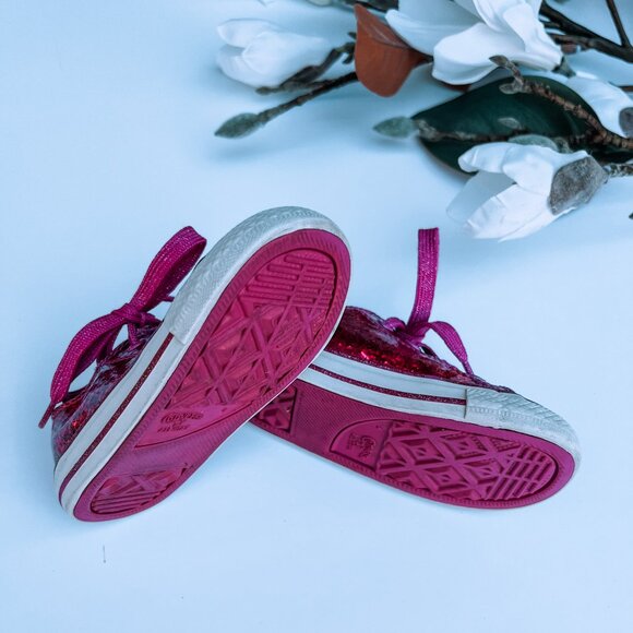 Converse Toddler Glitter Chuck Taylor All Star (EUC) - Picture 2 of 6